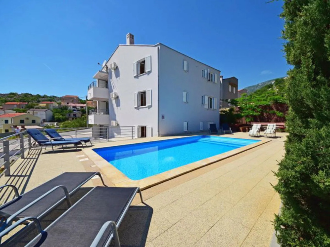 Apartment Sani Karlobag 30011