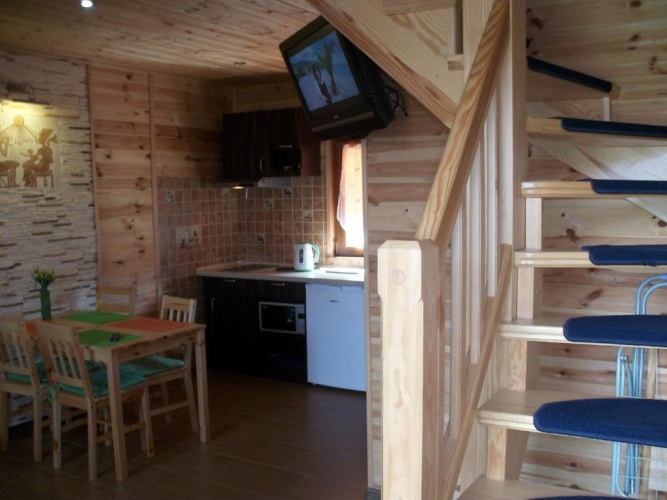 2 Bedrooms Chalet