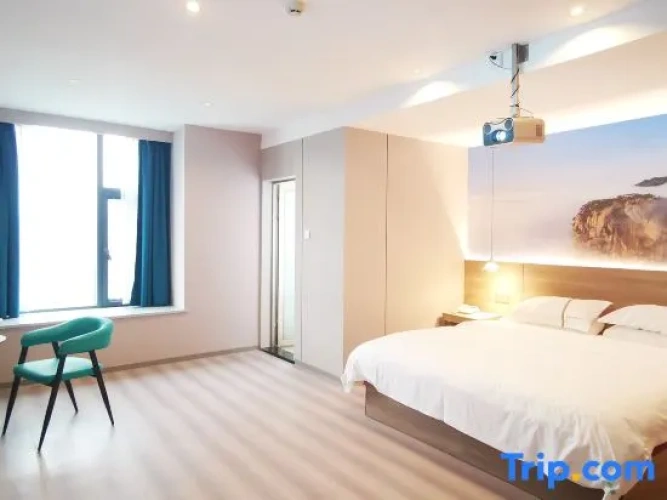 Standard Double room with view