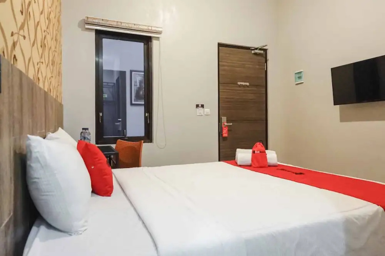 Double D9 Guesthouse by Oyo Rooms