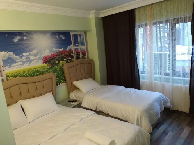 Redamancy Hotel