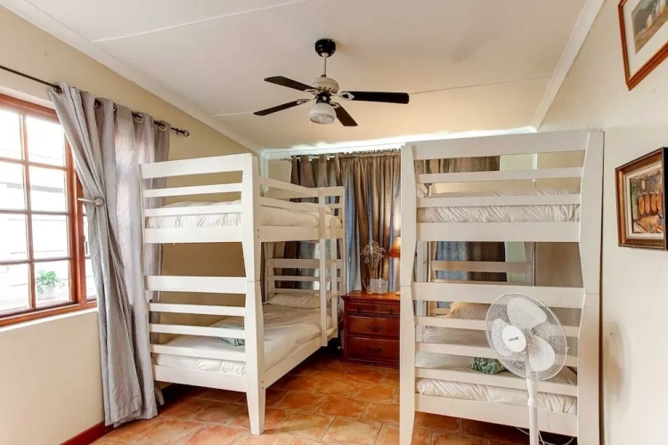 3 Bedrooms Cottage