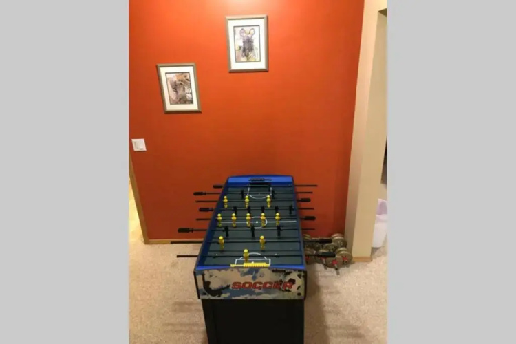 Sunny & Cozy Suite with Pool & Ping Pong table