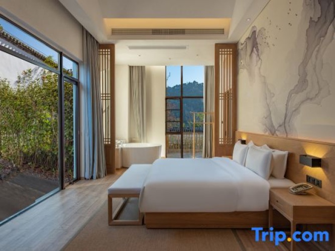 Triple Family Suite