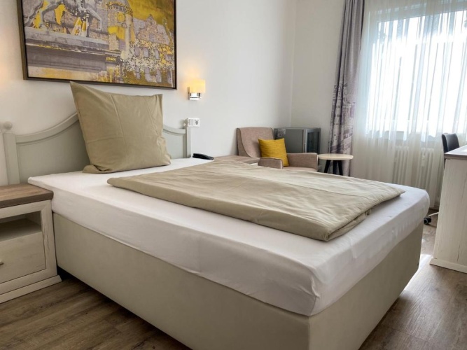 Standard Single room