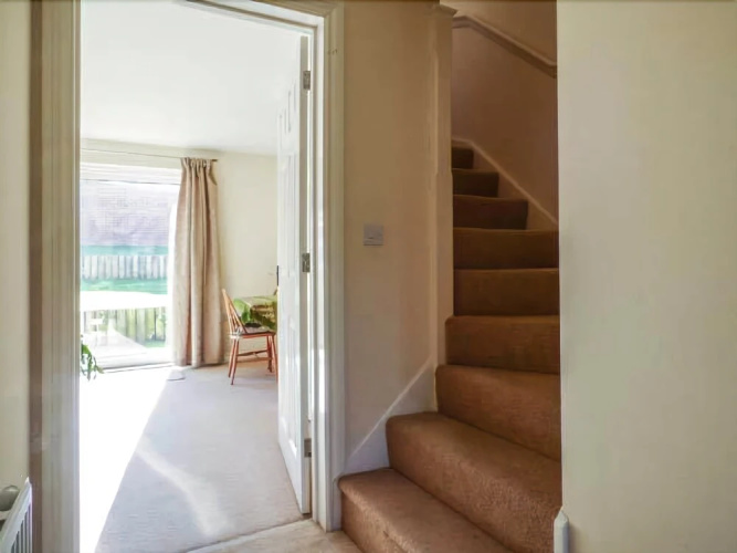 2 Kensey Court