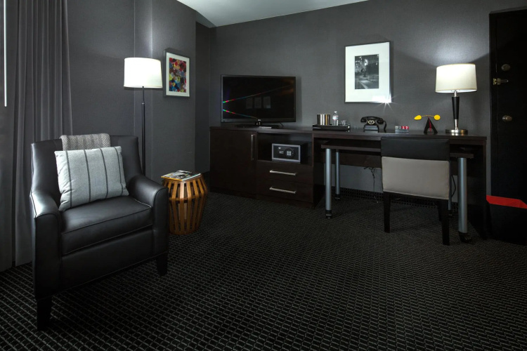 Lord Baltimore Hotel