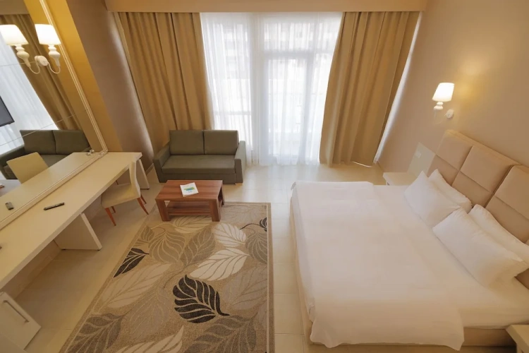 Double Suite