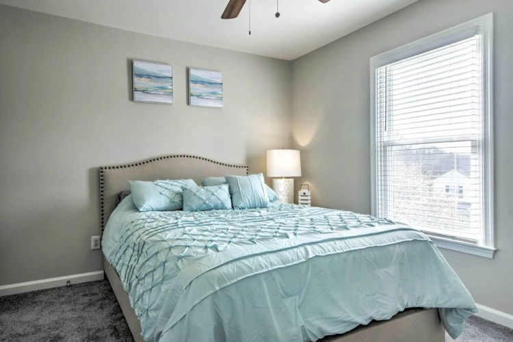 5 Bedrooms Cottage