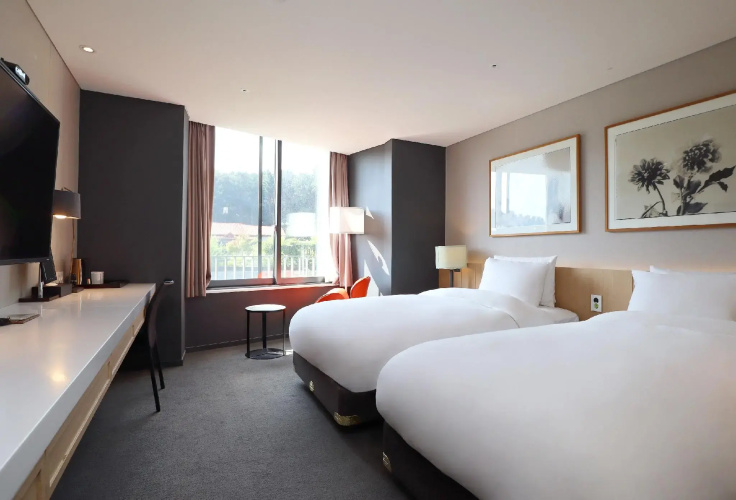 Eden Paradise Hotel