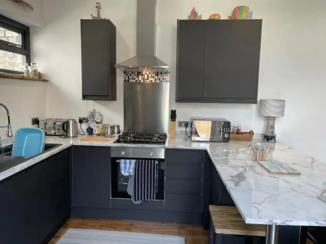 2 Bedrooms Cottage