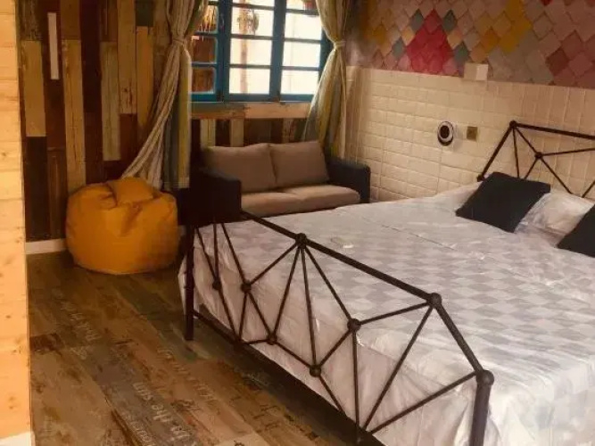 Kaiyuan Fengming Banshan Inn