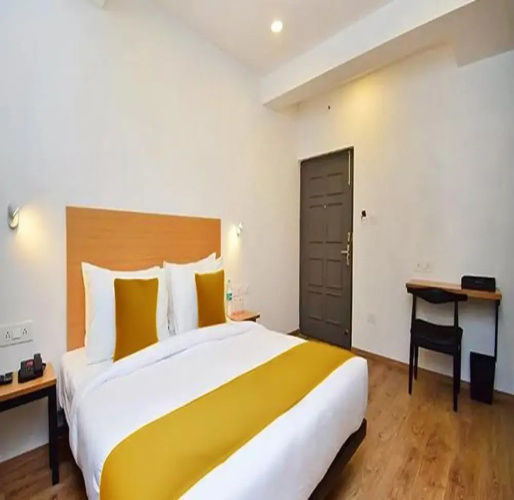 FabHotel The Sky I