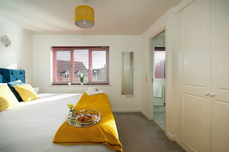 KVM - Whitebeam House