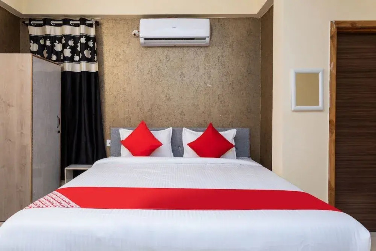 Hotel Kiran Shri By OYO Rooms