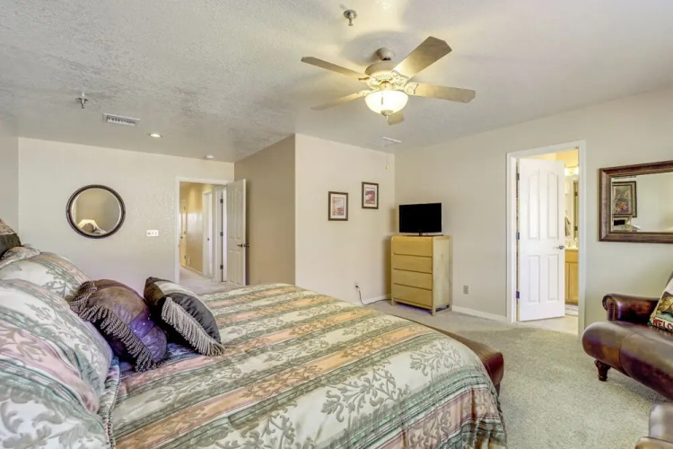 2 Mi to Lake: Apt w/ Balcony in Payson!