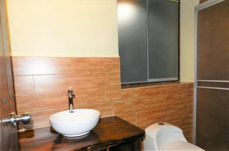 Cantua Hotel