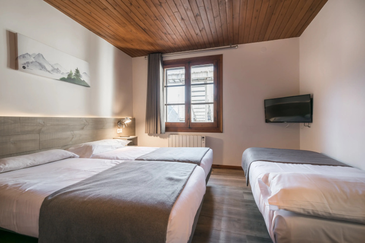 Hotel SNO Mont Romies
