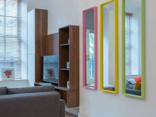 2 Fitzrovia