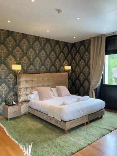 Standard Quadruple Family room