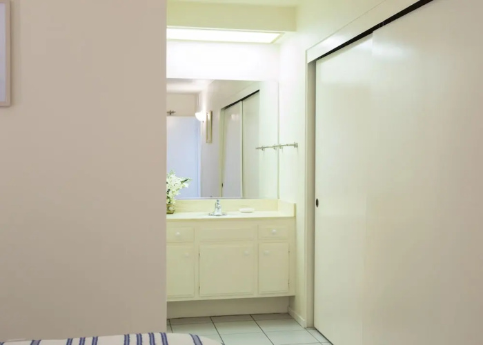 404 E. Oceanfront (68449)