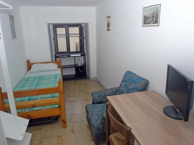 AG Home Adragna