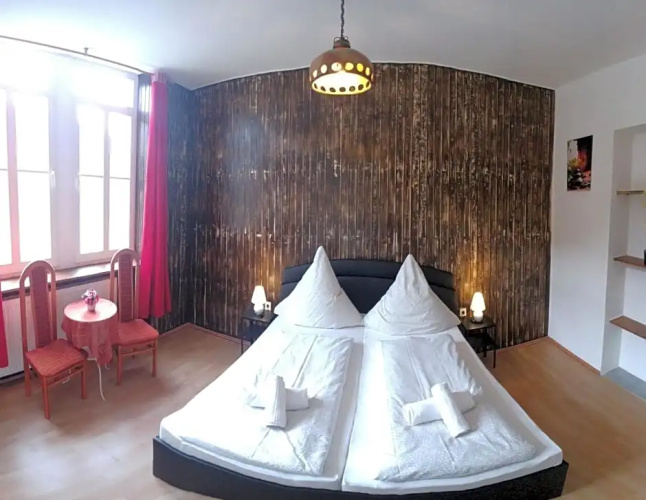 Hatzenporter Paradies (Adults Only)