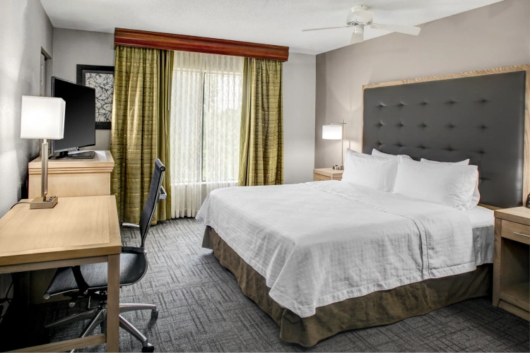 2 Bedrooms Double Suite