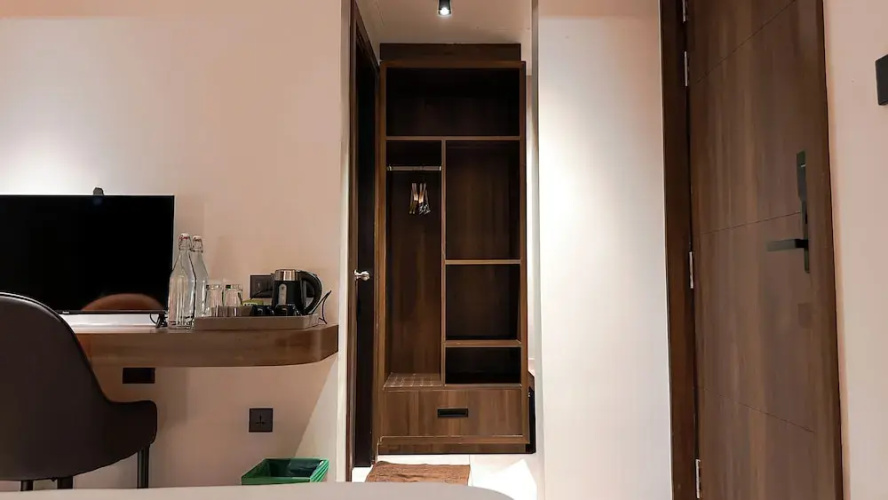 F Hotels