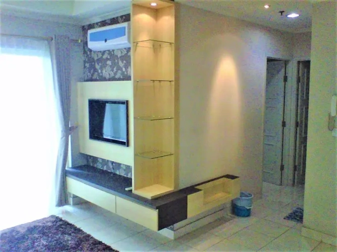 2 Bedrooms Apartment