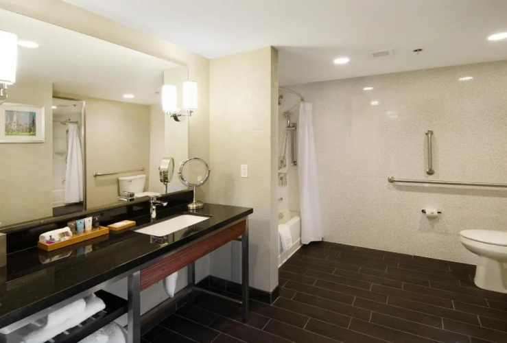 Crowne Plaza Princeton - Conference Center photo 10