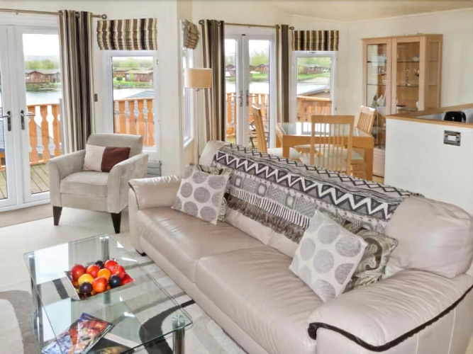 Lake Vista Lodge