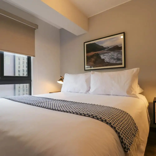 w Extraordinary 2BR w Balcony in Miraflores