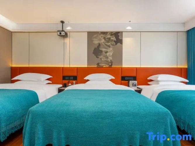 Business Triple room