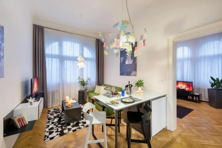 1 Bedroom Apartment