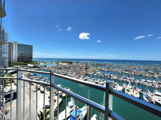 1 Bedroom Apartment with ocean view