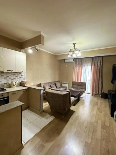 Qeroli apartment