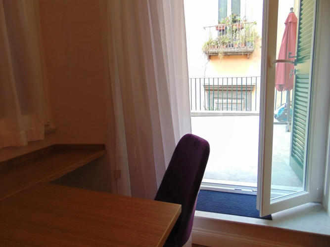 Design Studio Flat with Terrace Next Toledo Metro Stop