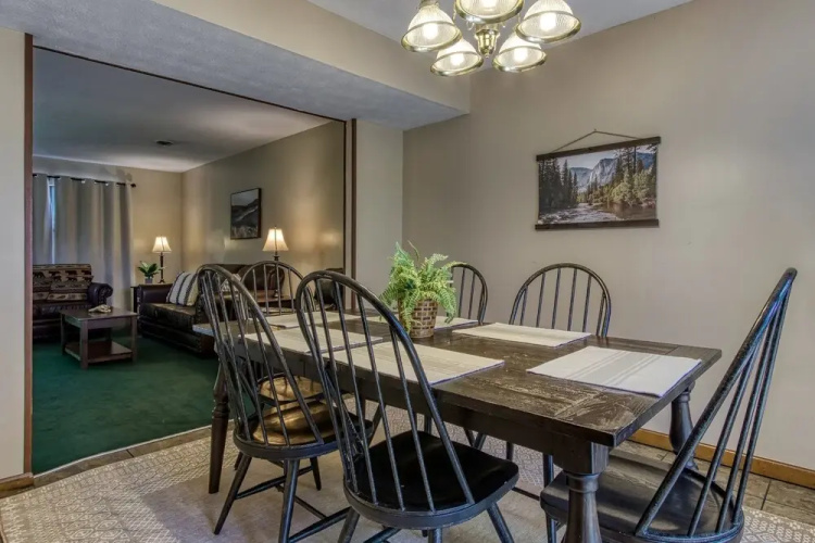 Pinecrest Townhomes