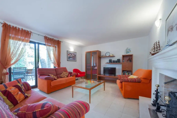 Apartment Dora
