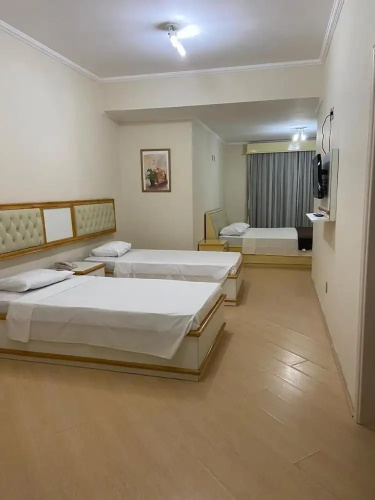 Rovi Plaza Hotel