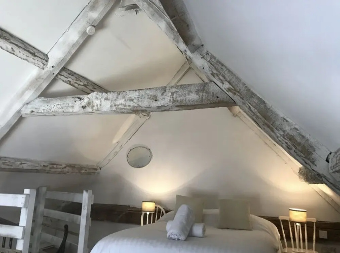 Manor House Mews - Rustic Stable Conversion