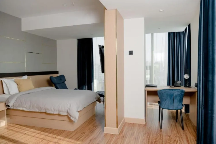Deluxe Single room