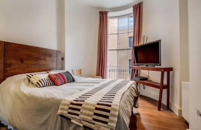 Sapphire Apartments