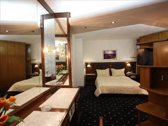Hotel Tsamis