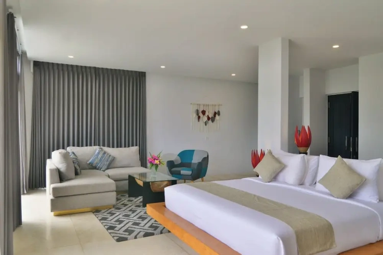 Standard Villa