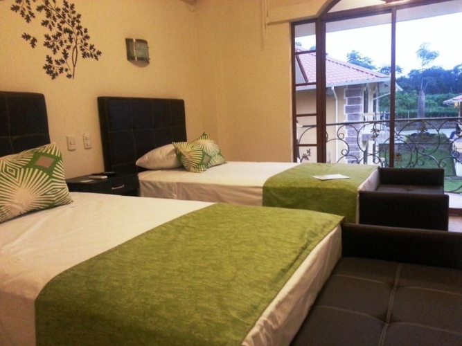 Standard Twin room