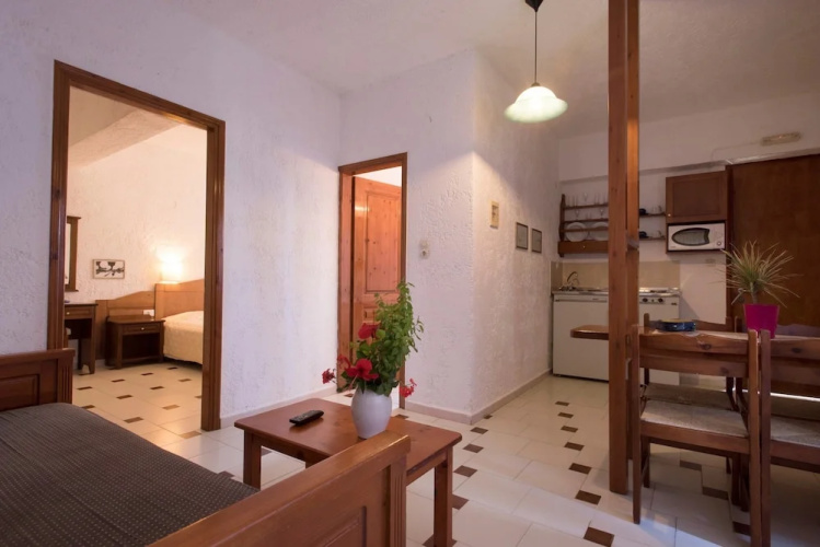 Proimos Apartments