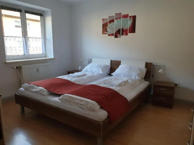 2 Bedrooms Apartment