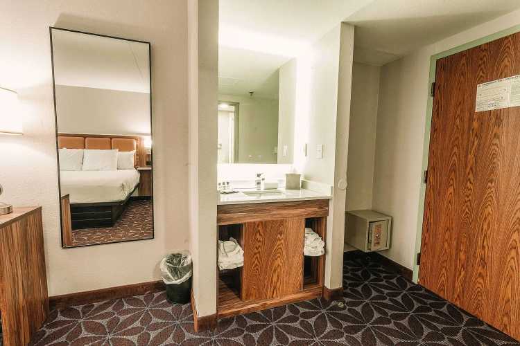 Guest rooms